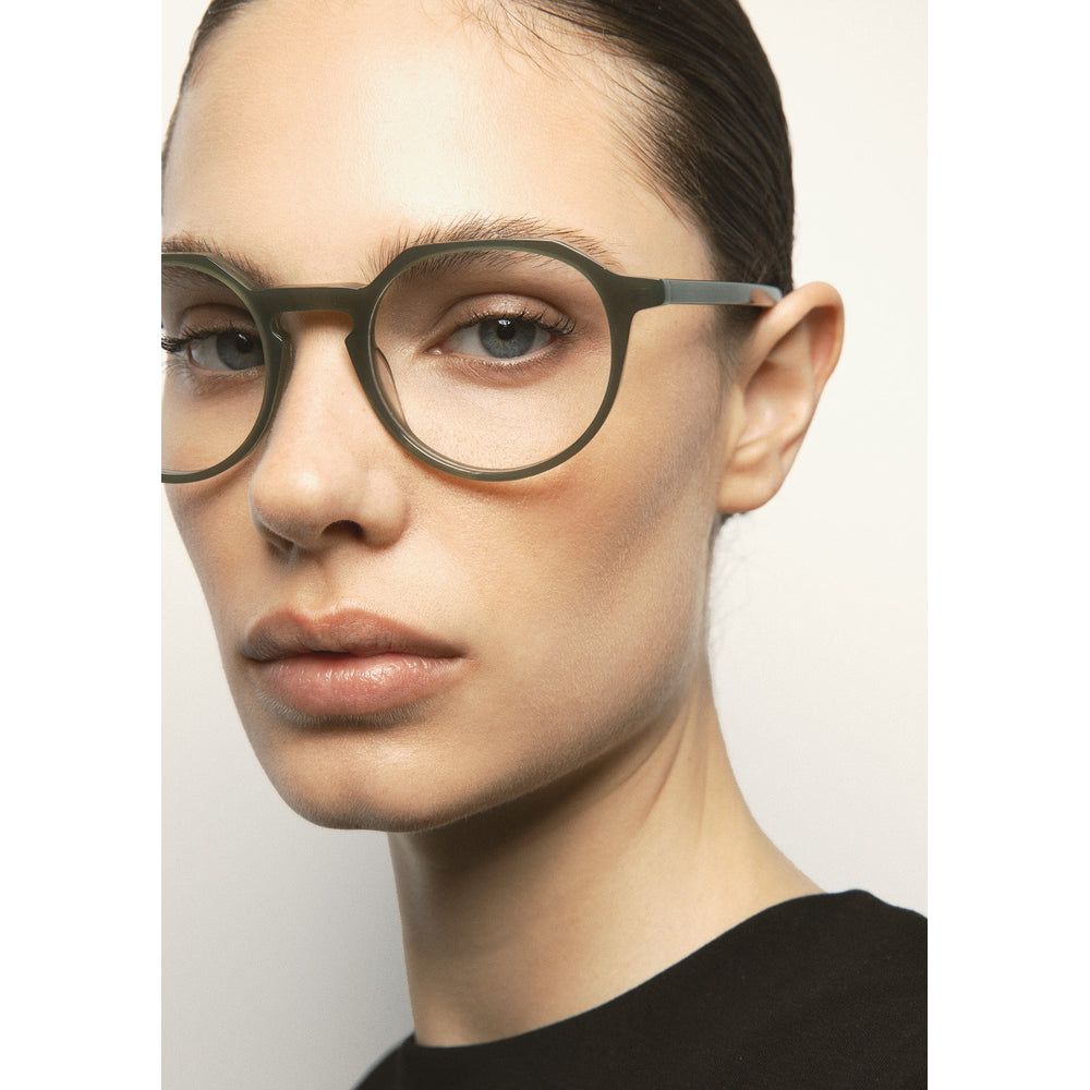 Kaleos Berkus L Kaki Laiteux 05 portée, trois-quarts - Les Lunettes de Pauline