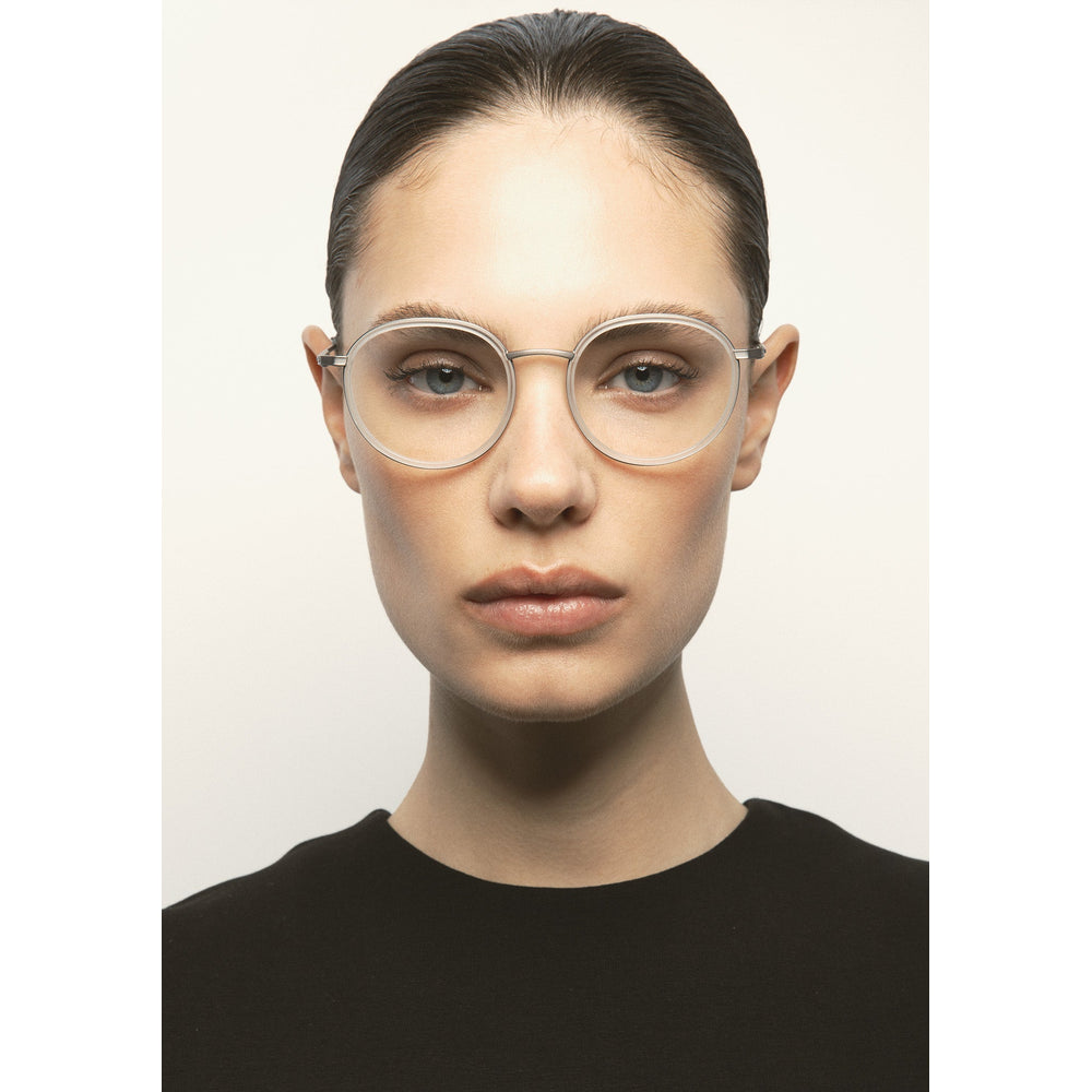 Kaleos Meacham Titane Cristal Mat 05 portée - Les Lunettes de Pauline