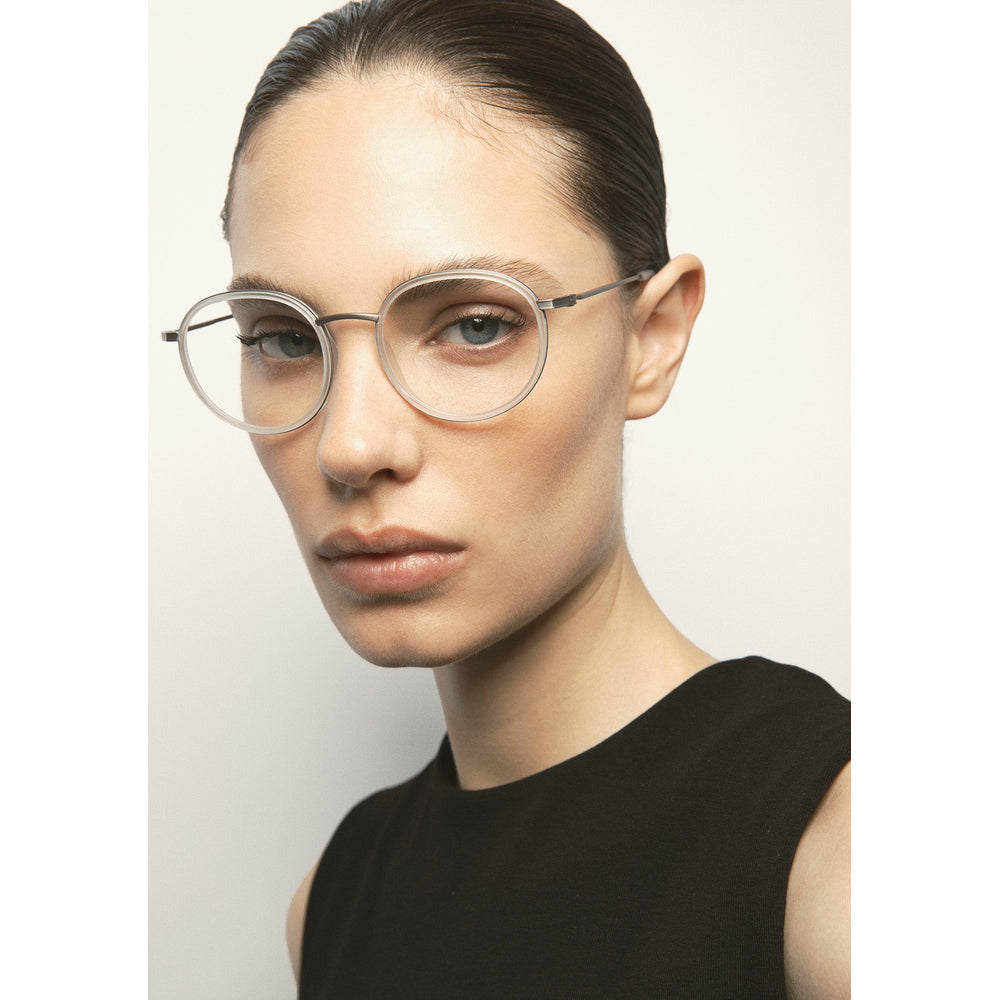 Kaleos Meacham Titane Cristal Mat 05 portée, trois-quarts - Les Lunettes de Pauline