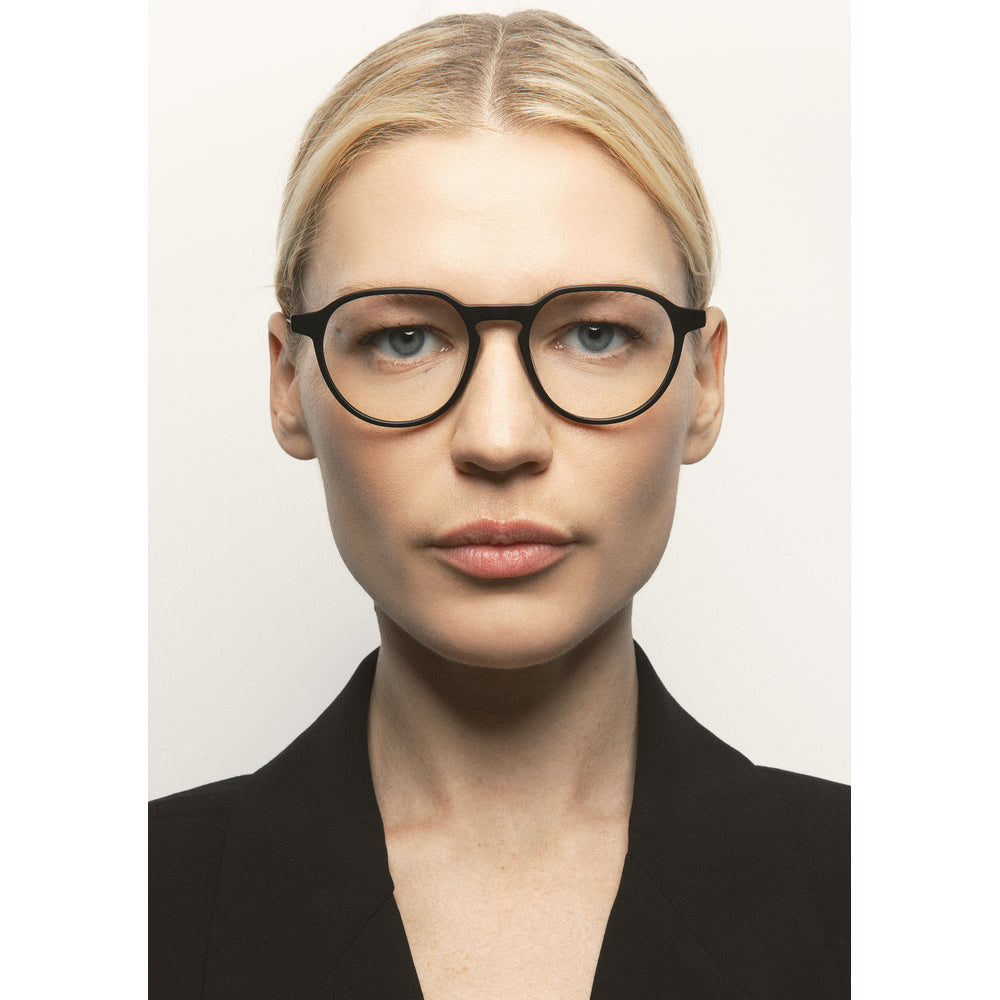 Kaleos Harper M Noir Mat 01 portée - Les Lunettes de Pauline
