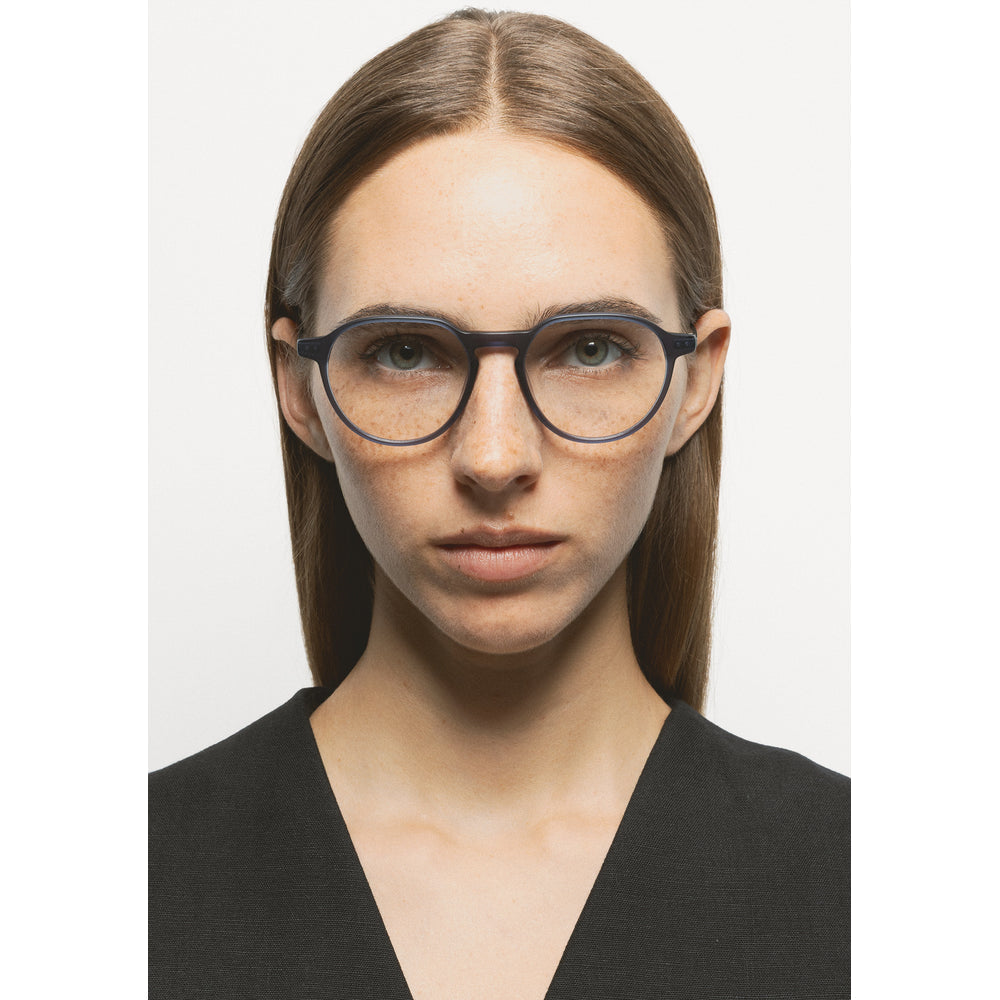 Kaleos Harper M Bleu Marine Cristal Mat 03 portée - Les Lunettes de Pauline