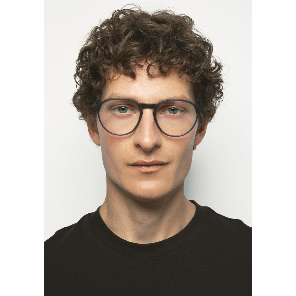 Kaleos Harper L Bleu Marine Cristal Mat 03 portée - Les Lunettes de Pauline