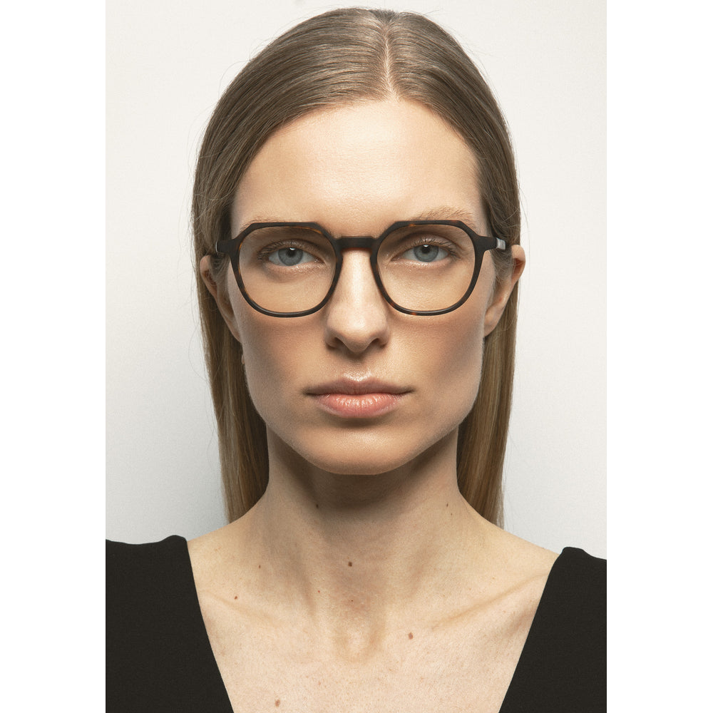 Kaleos Delacorte M Havane Foncé Mat 02 portée - Les Lunettes de Pauline