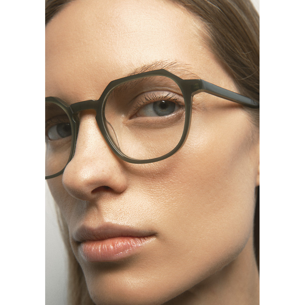 Kaleos Delacorte M Kaki Laiteux 04 portée, trois-quarts - Les Lunettes de Pauline