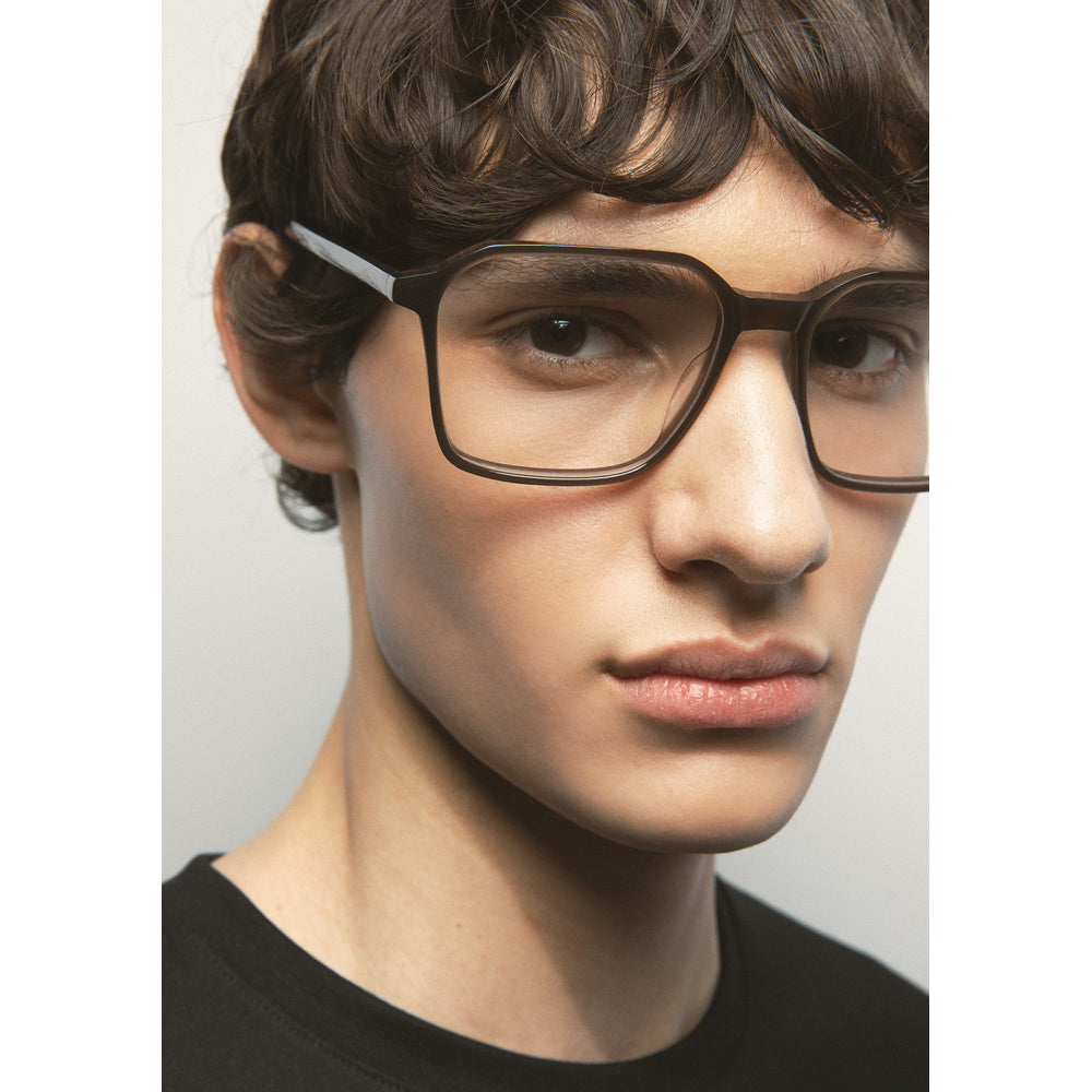 Kaleos Gettis L Marron Laiteux 02 portée, détail - Les Lunettes de Pauline