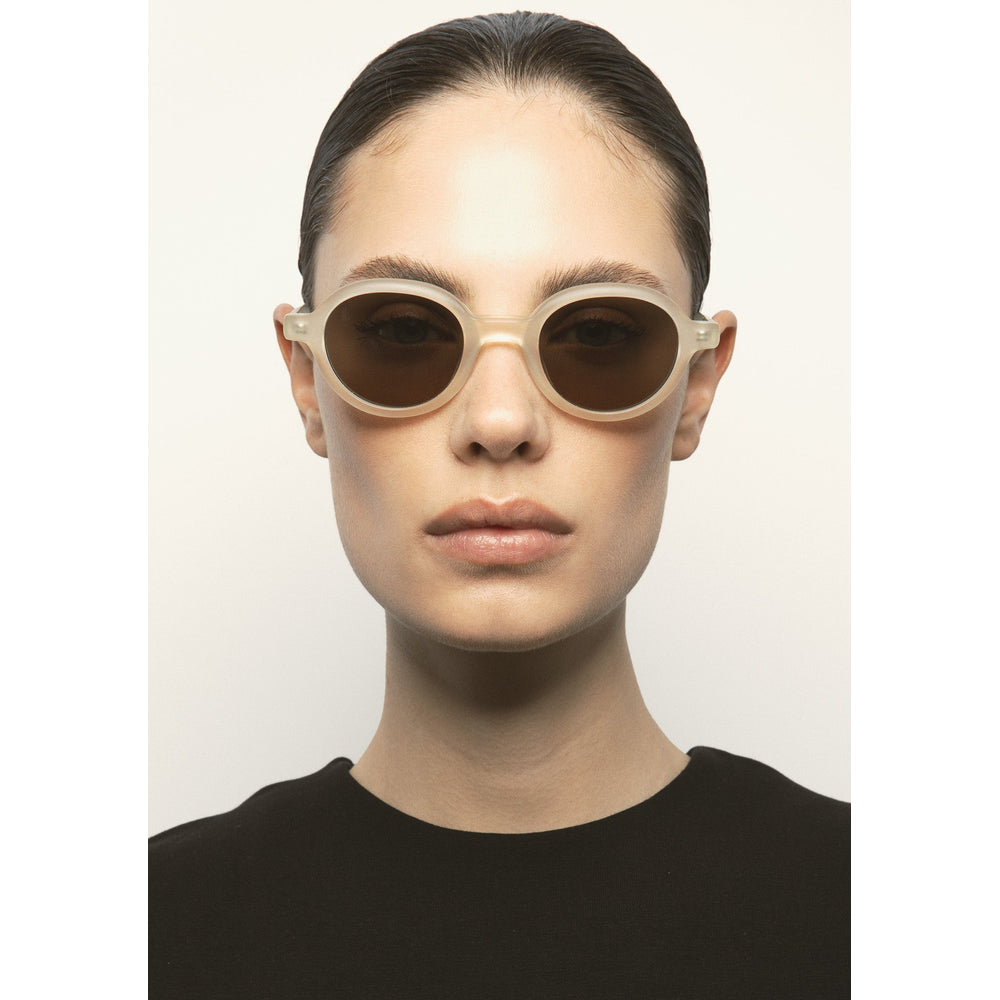 Kaleos Lemons Jaune Cristal Mat Polarisés 05 portée - Les Lunettes de Pauline