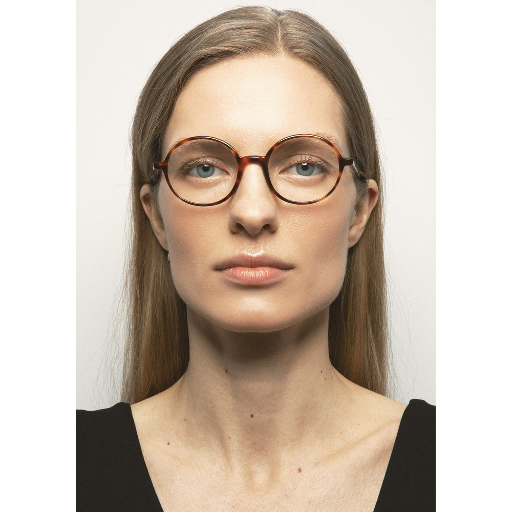 Kaleos Russo Havane 02 portée - Les Lunettes de Pauline