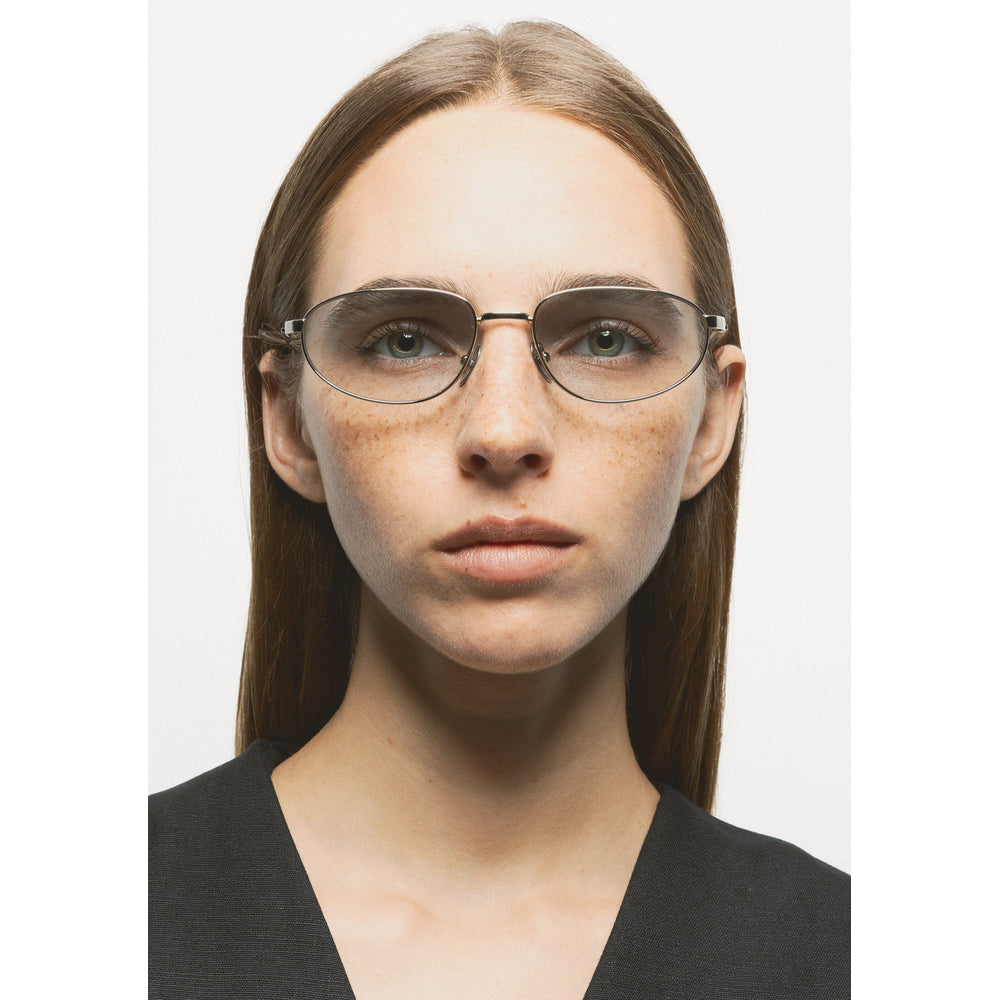 Kaleos Deboer Argent Photochromique 03 portée - Les Lunettes de Pauline