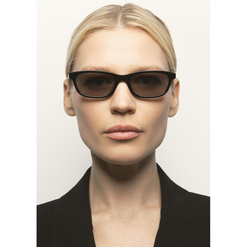 Kaleos Monte Noir 01 portée - Les Lunettes de Pauline