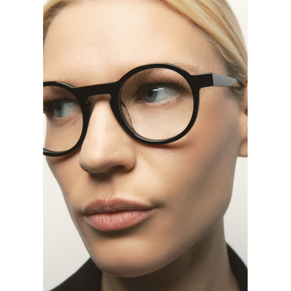 Kaleos Heller Noir 01 portée, trois-quarts - Les Lunettes de Pauline