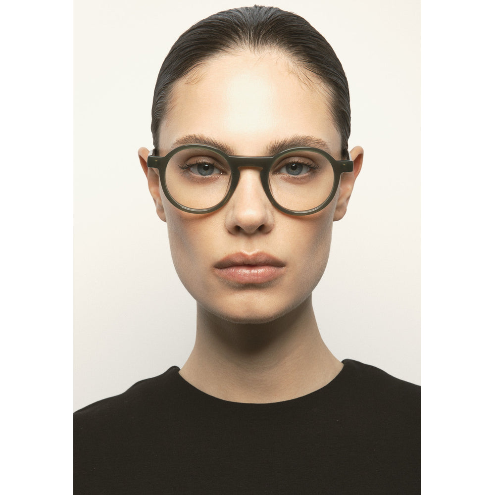 Kaleos Heller Kaki Laiteux 05 portée - Les Lunettes de Pauline
