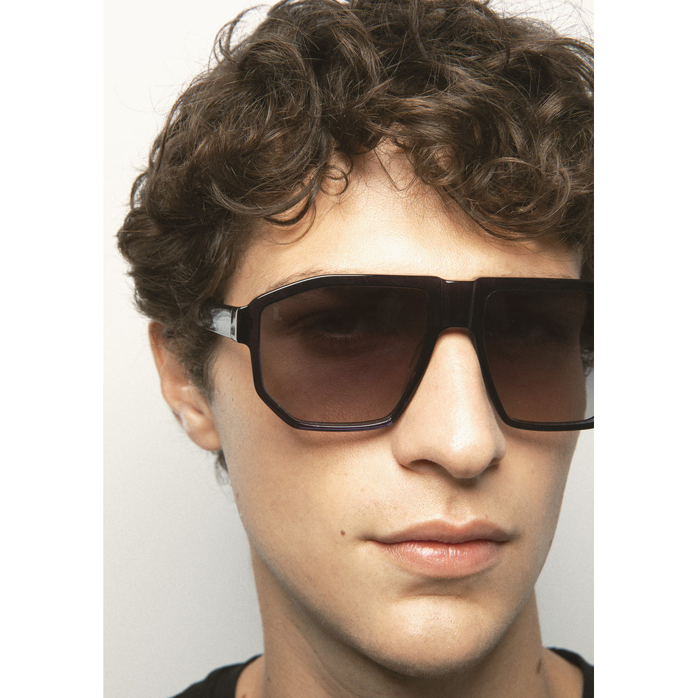 Kaleos Cade Bleu Marine Cristal 05 portée, détail - Les Lunettes de Pauline