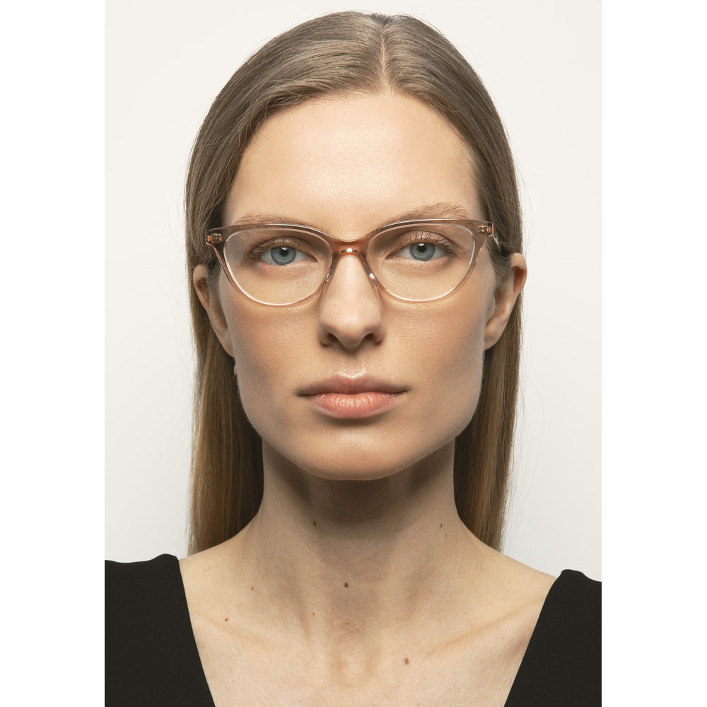 Kaleos Staples Nude Cristal 06 portée - Les Lunettes de Pauline