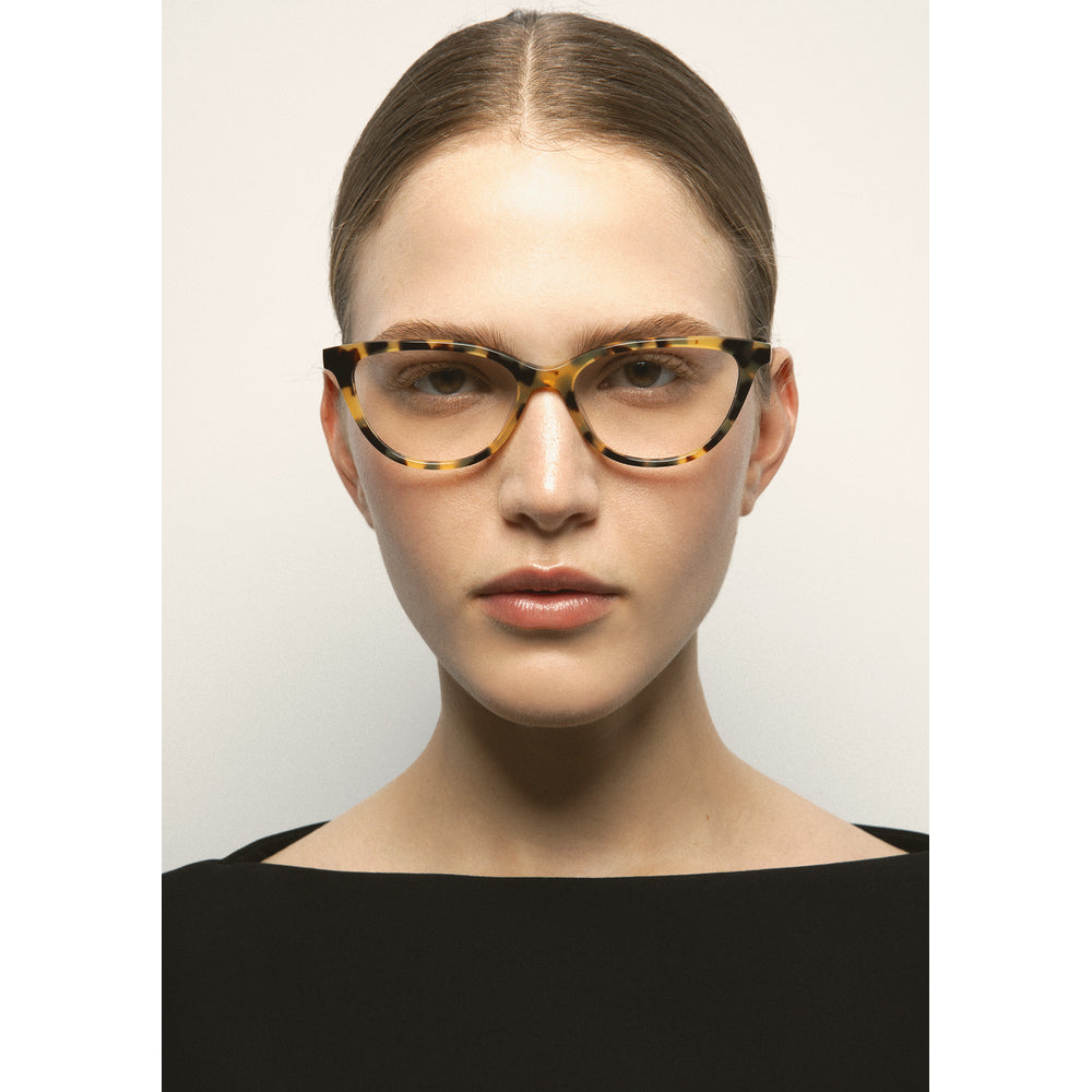 Kaleos Staples Havane Moucheté 07 portée - Les Lunettes de Pauline