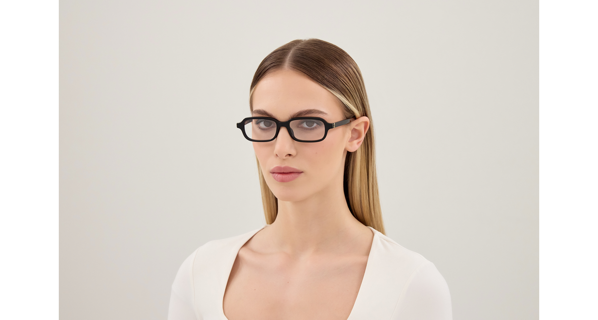 Saint Laurent Monogram SL M180 Noir 001 portée - Les Lunettes de Pauline