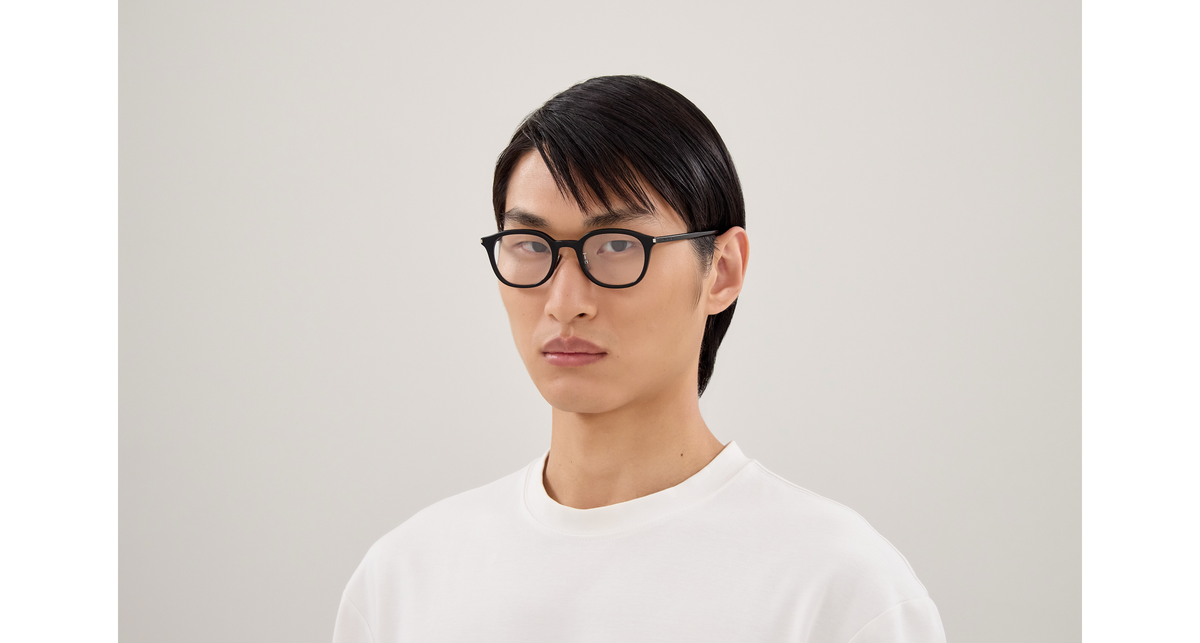 Saint Laurent Corner Angle SL 959/J Noir 001 portée - Les Lunettes de Pauline