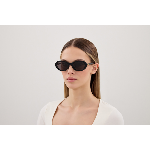 Bottega Veneta BV1415SK Noir 001 portée - Les Lunettes de Pauline