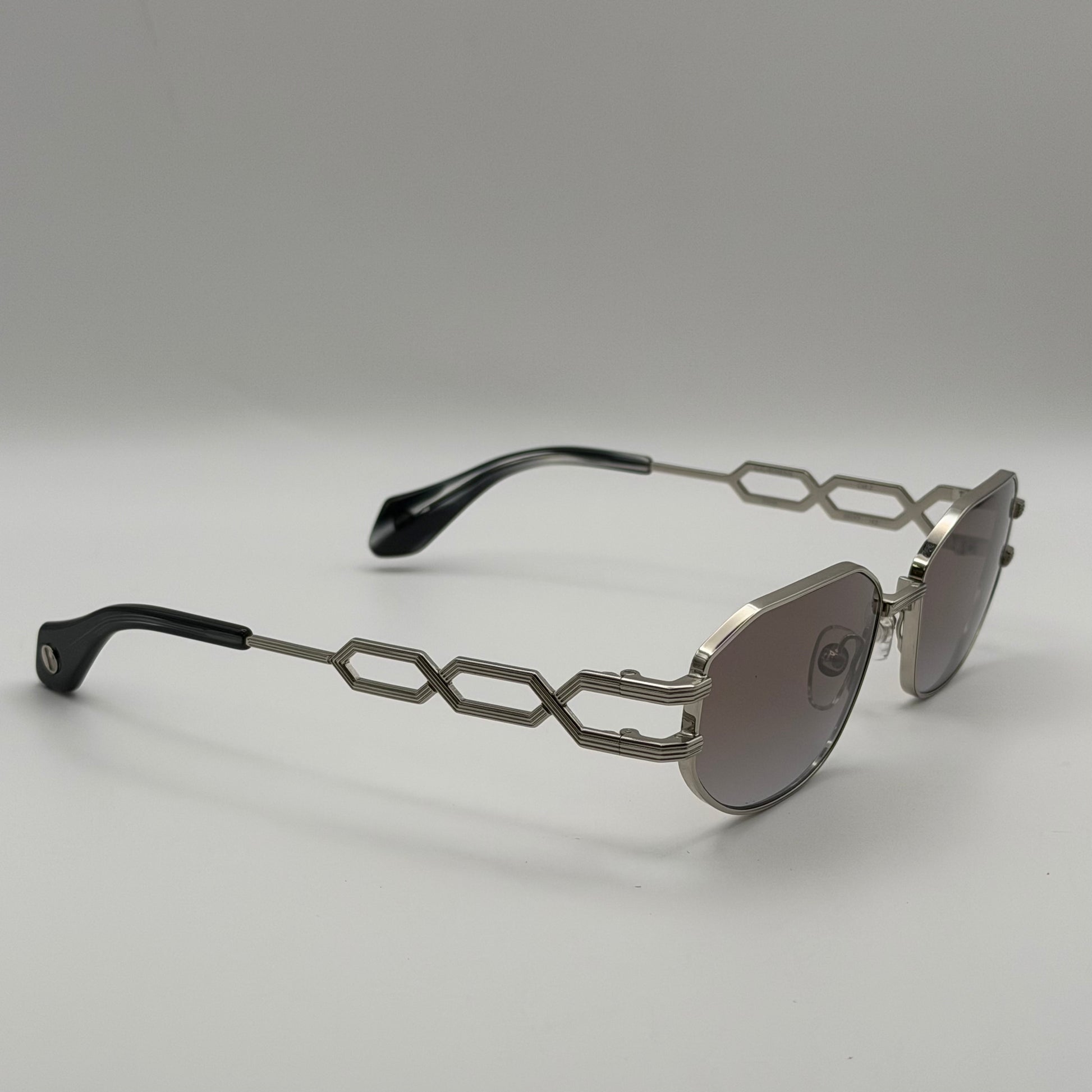 Carven CC4085S - Les Lunettes de Pauline