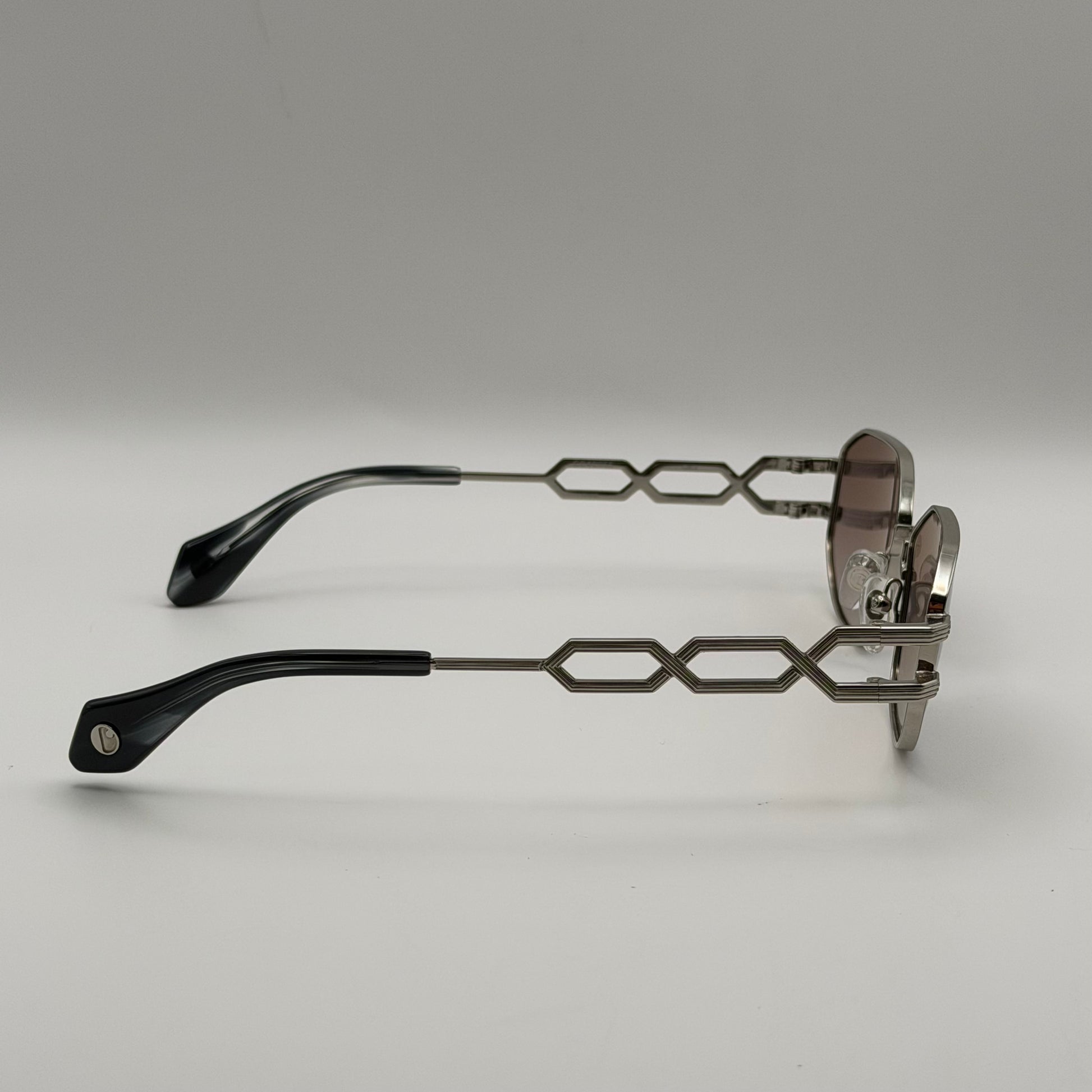 Carven CC4085S - Les Lunettes de Pauline