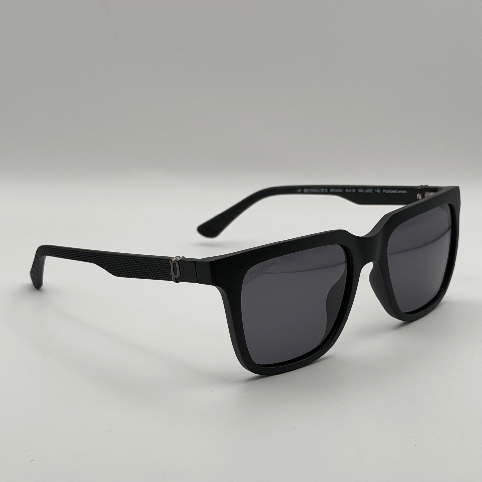 Police Beyond Lite 6 - Les Lunettes de Pauline