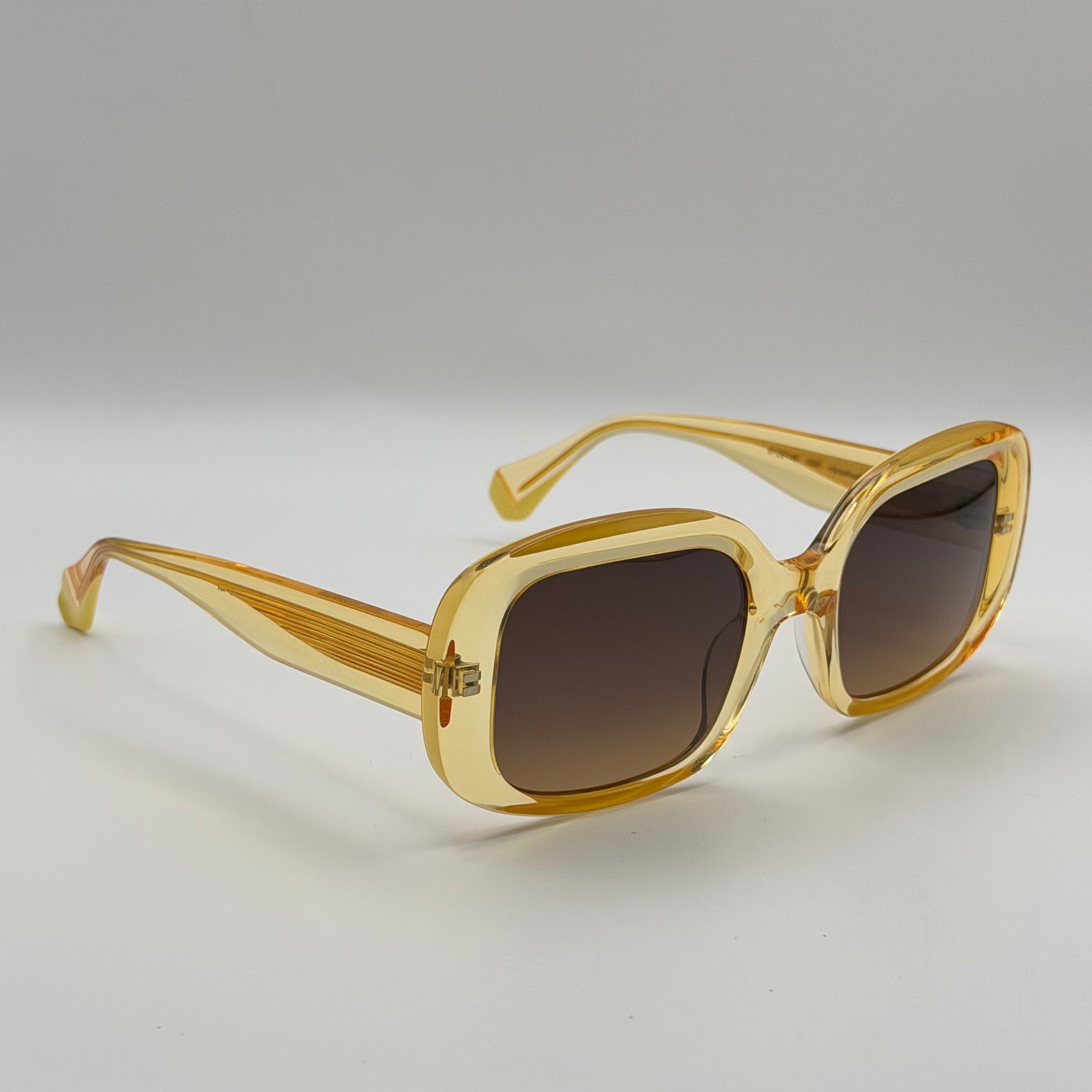 Gigi Studios Bitter - Les Lunettes de Pauline