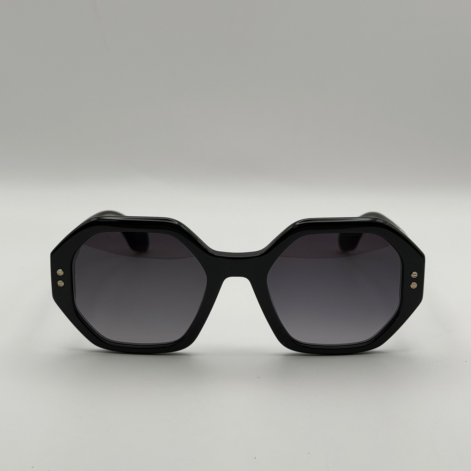 Gigi Studios Thrive 020