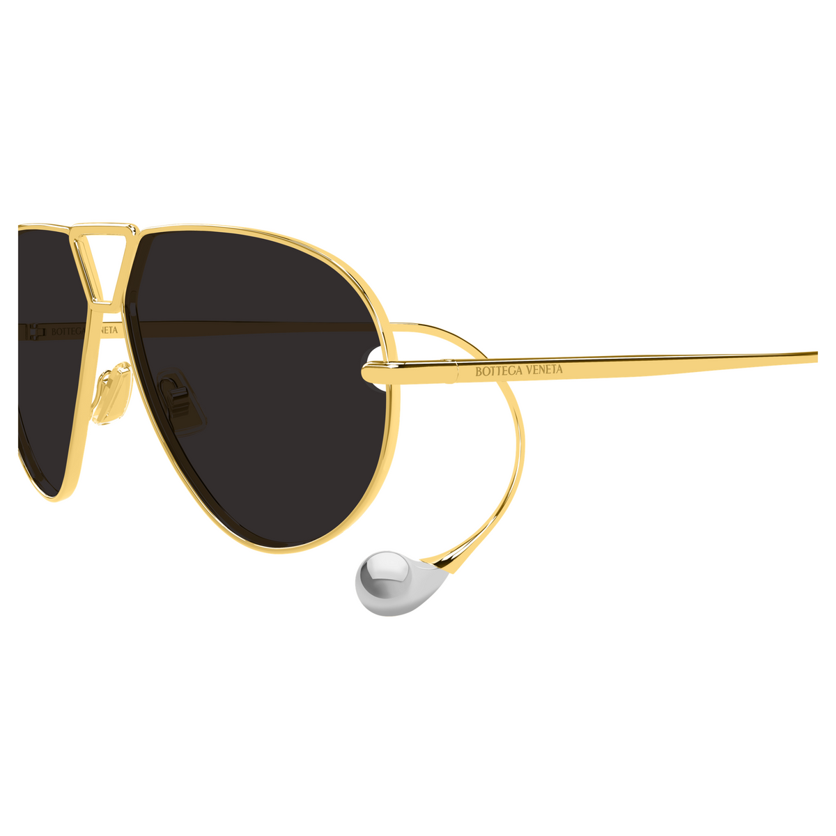 Bottega Veneta BV1437S Doré 001 en détail des branches - Les Lunettes de Pauline