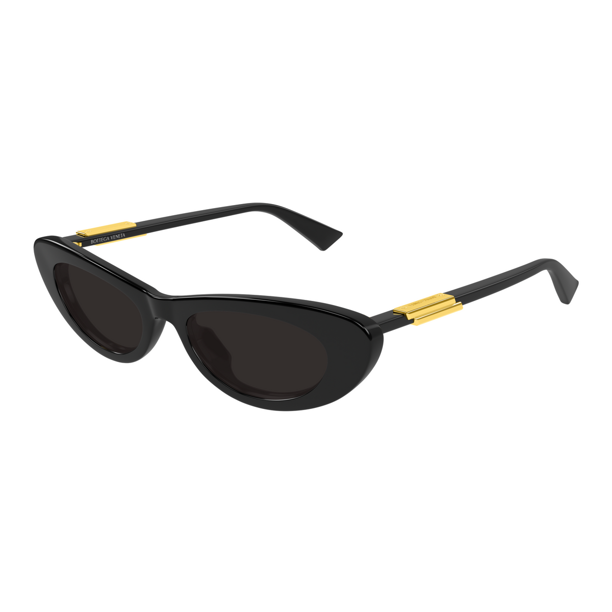 Bottega Veneta BV1447S Noir 001 de trois-quarts - Les Lunettes de Pauline