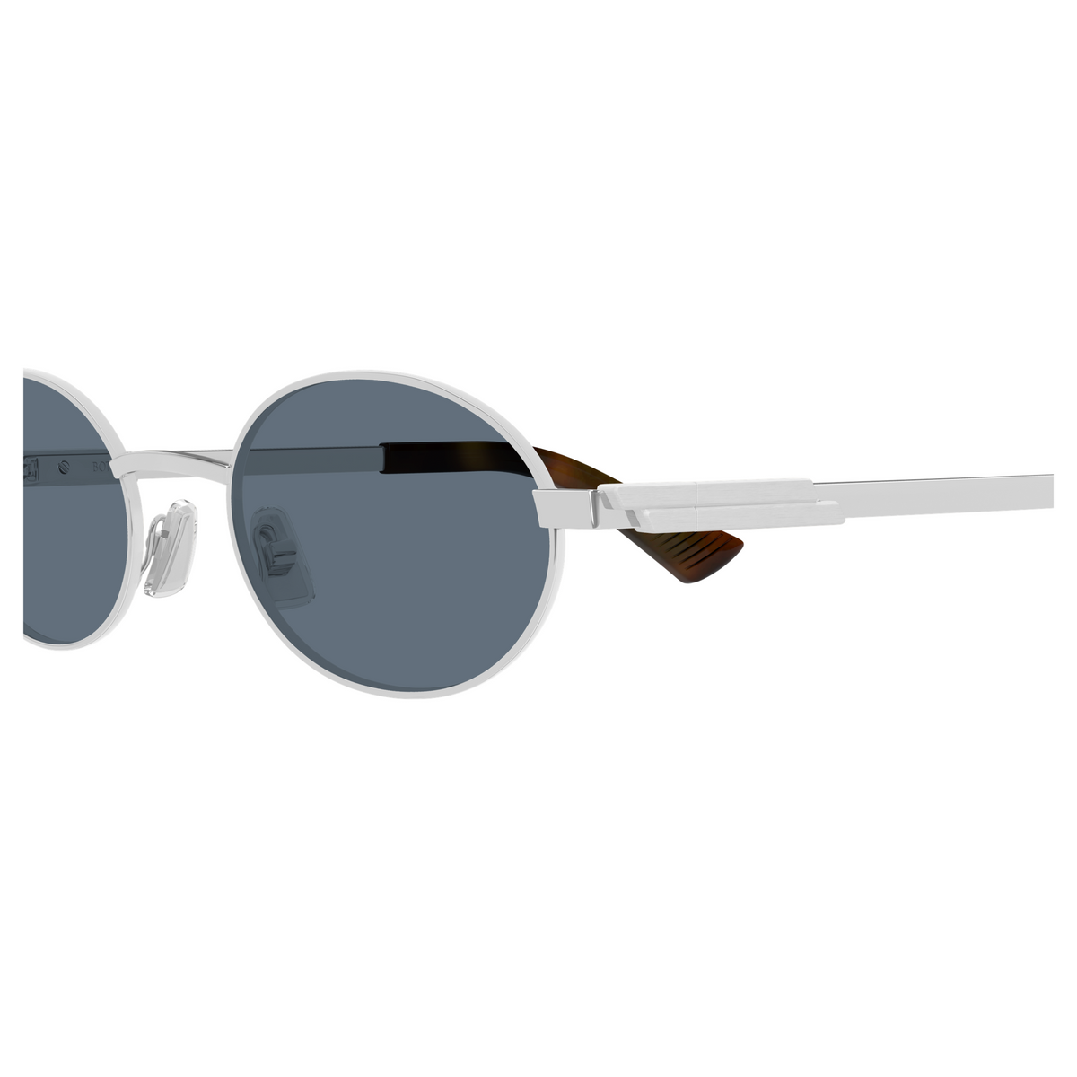 Bottega Veneta BV1470S Argenté Verres Bleus 002 en détail des branches - Les Lunettes de Pauline