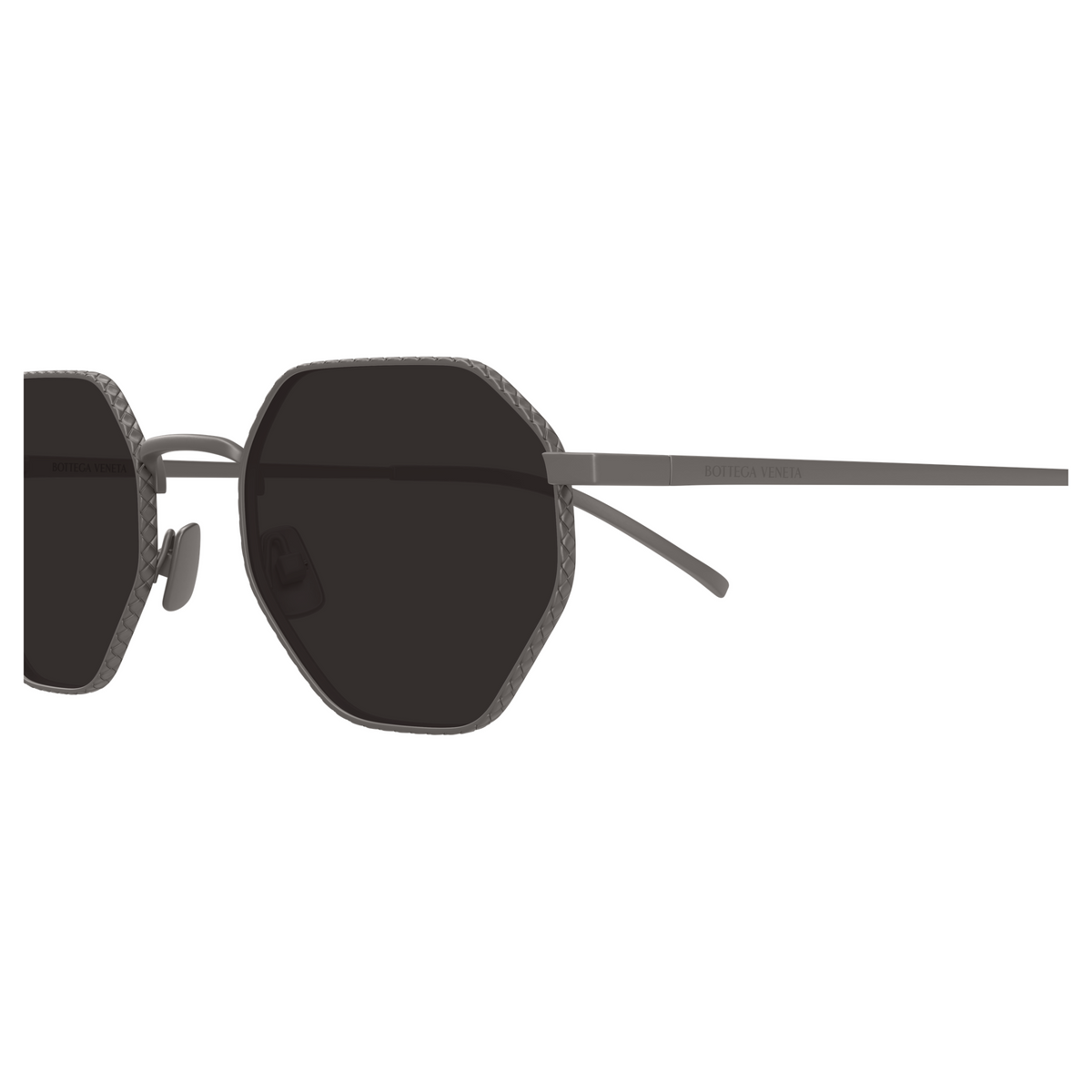 Bottega Veneta BV1471S Gunmetal 001 en détail des branches - Les Lunettes de Pauline