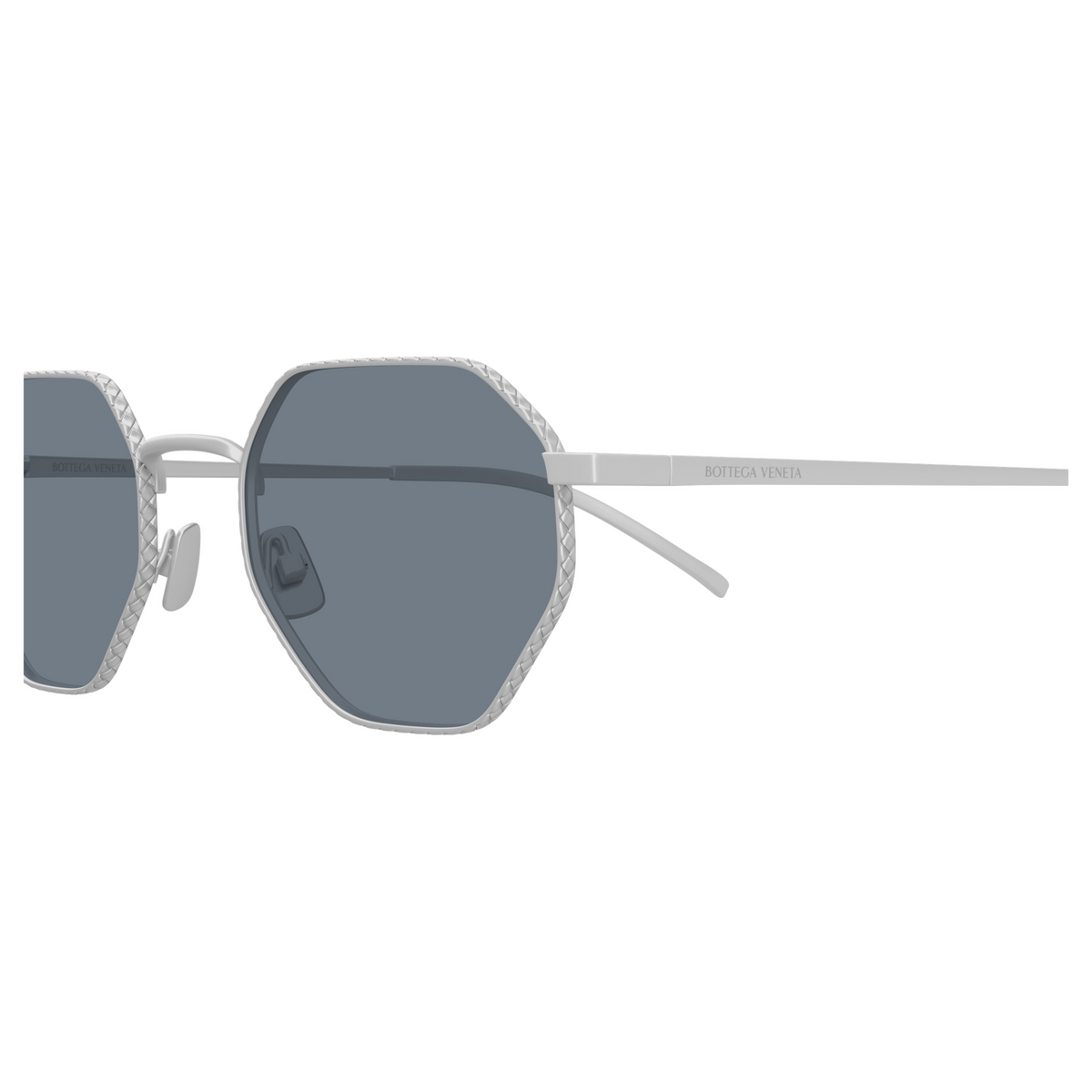 Bottega Veneta BV1471S Argenté Verres Bleus 004 en détail des branches - Les Lunettes de Pauline