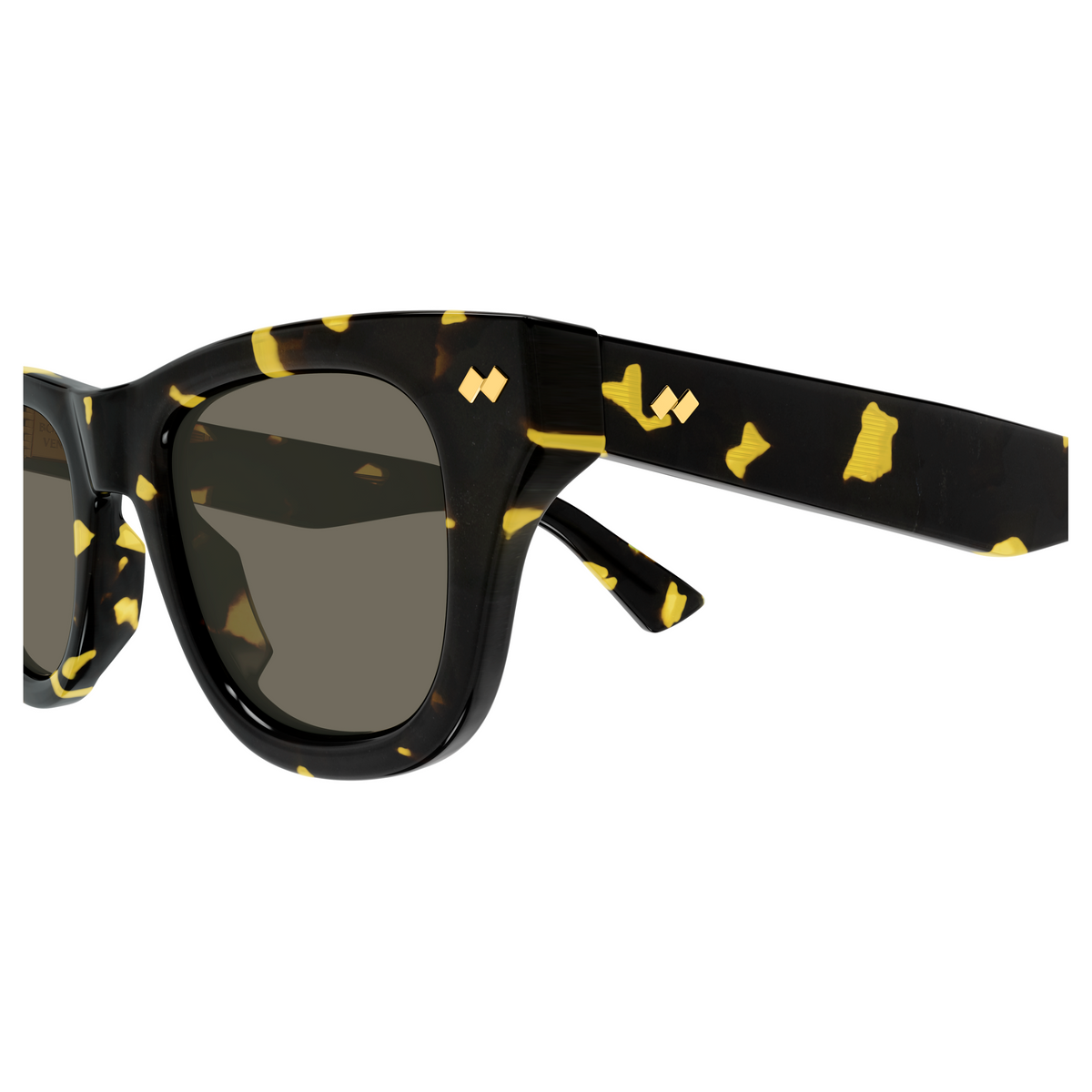 Bottega Veneta BV1486S Écaille Havane 002 en détail des branches - Les Lunettes de Pauline