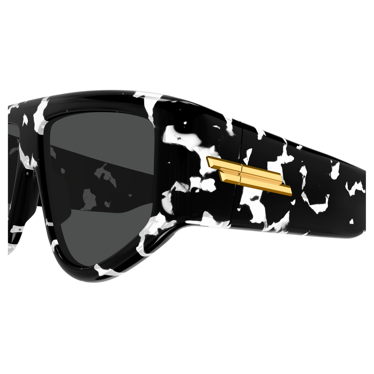 Bottega Veneta BV1492S Écaille Noir et Blanc 004 en détail des branches - Les Lunettes de Pauline
