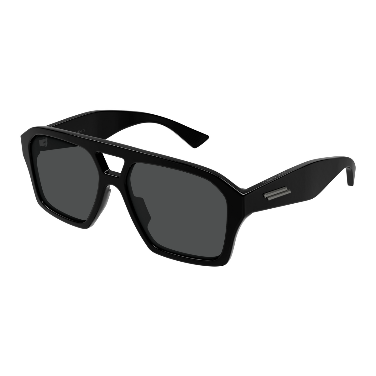 Bottega Veneta BV1501S Noir 001 de trois-quarts - Les Lunettes de Pauline