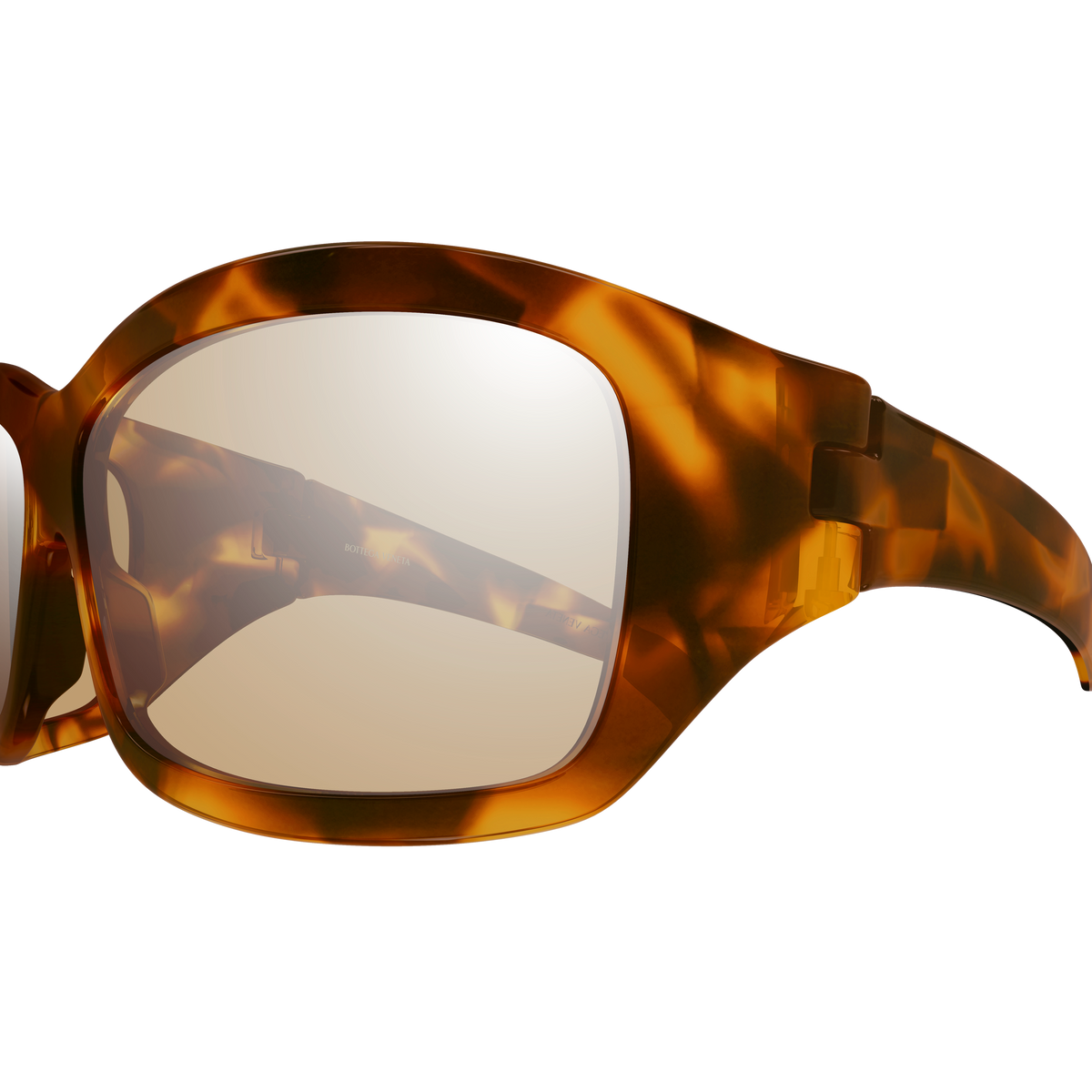 Bottega Veneta BV1528S Écaille Havane 001 en détail des branches - Les Lunettes de Pauline