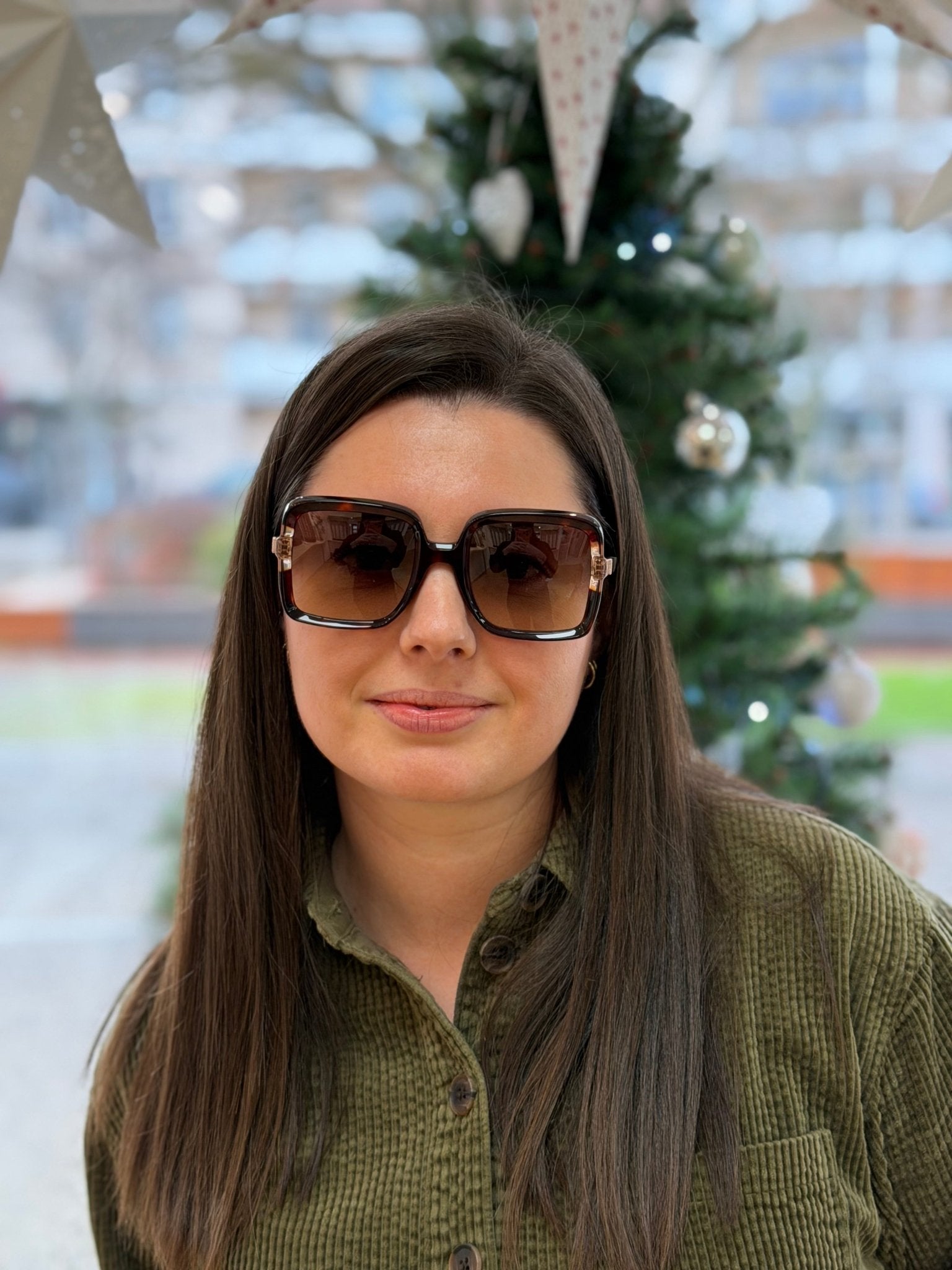 Carven CC4073S - Les Lunettes de Pauline