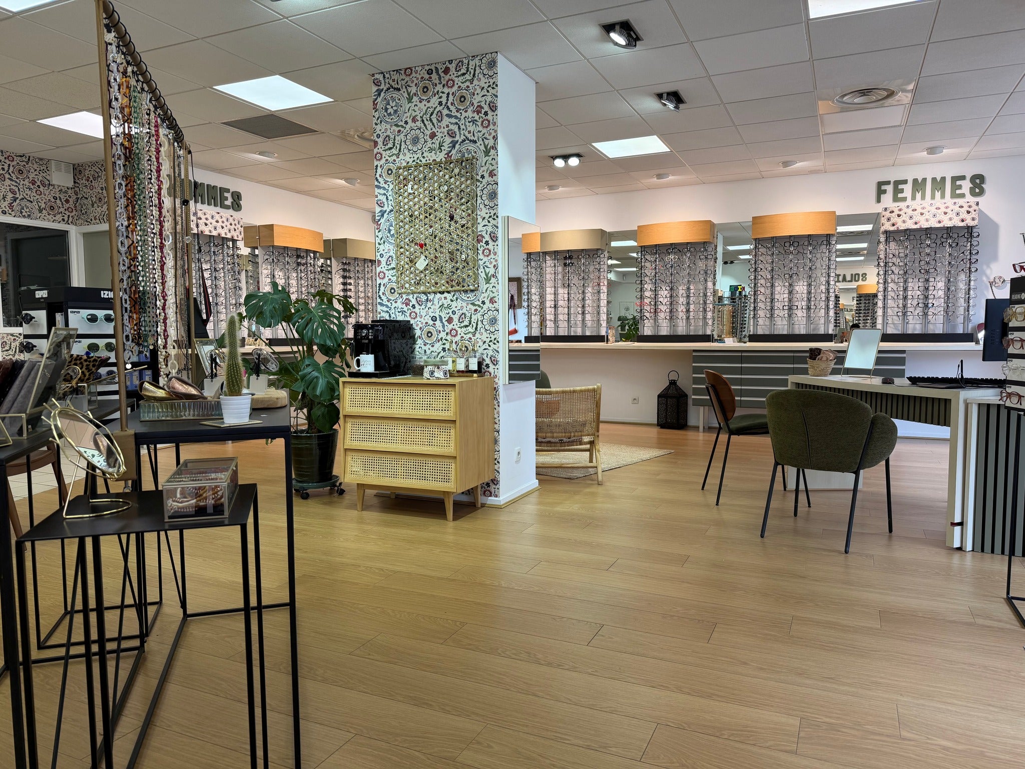 Les Lunettes de Pauline