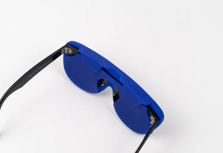 Étui à lunettes en silicone bleu marine - Lups The Case - Les Lunettes de Pauline