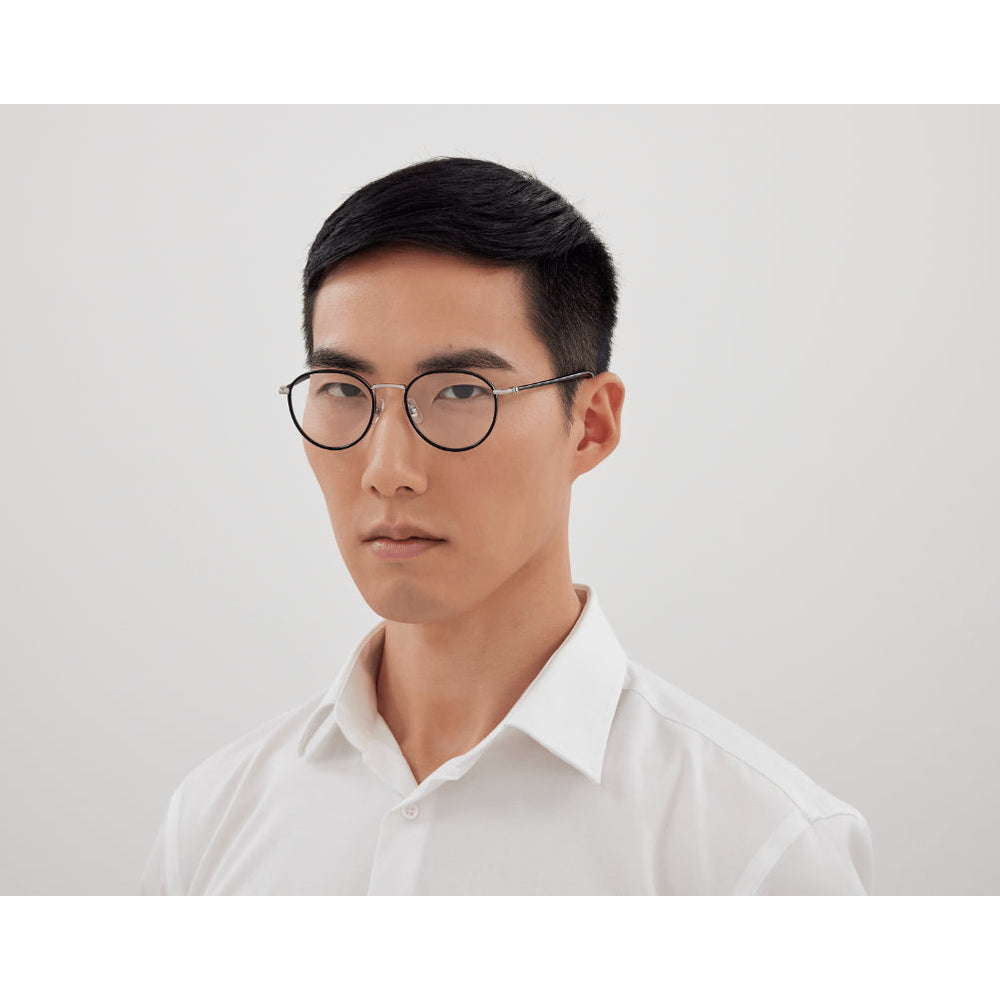 Montblanc MB0342OA Noir 001 portée - Les Lunettes de Pauline