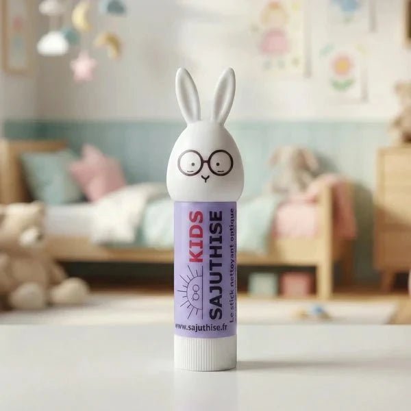 Sajuthise Kids stick nettoyant optique violet - Les Lunettes de Pauline